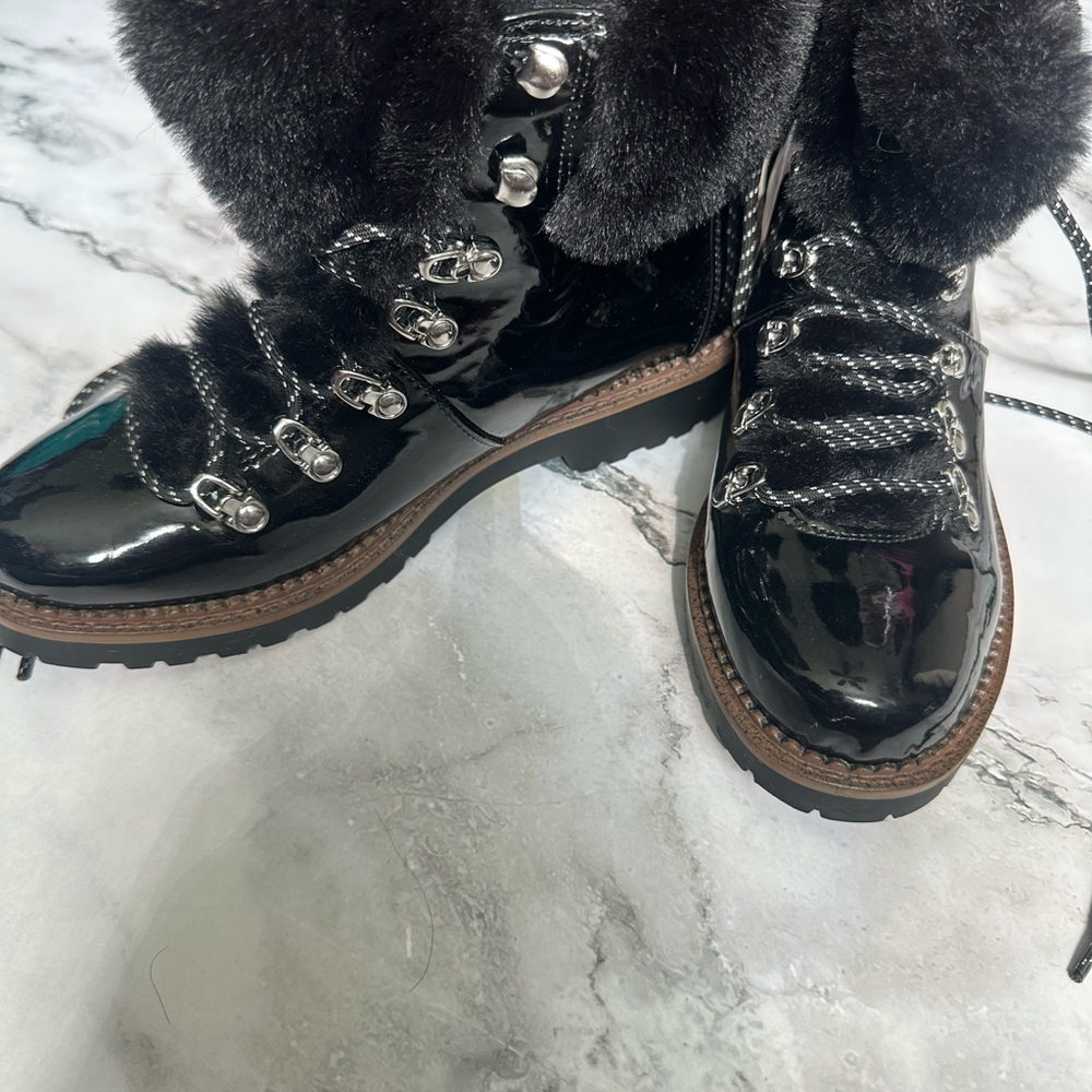 Esprit Black patent leather Fur-Lined Women's Boots